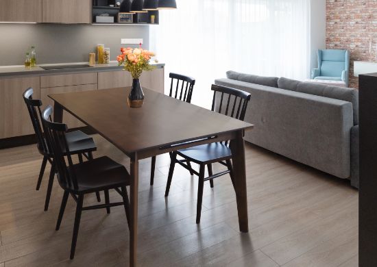 クリエイトファニチャー